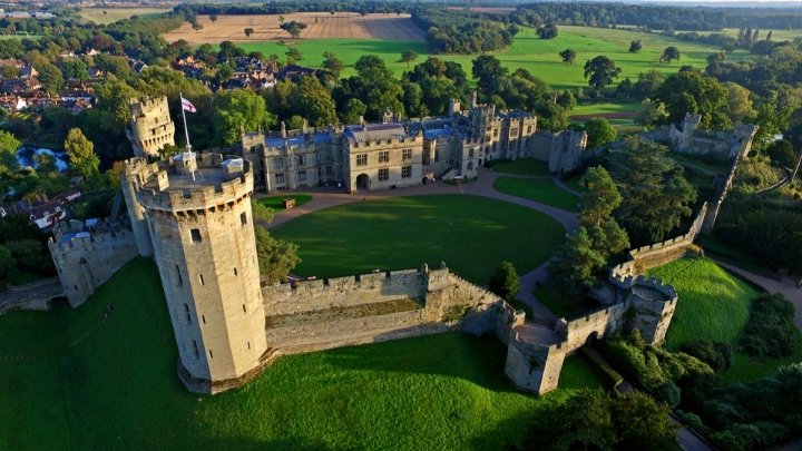 Must-Visit Spots for History Buffs in the UK